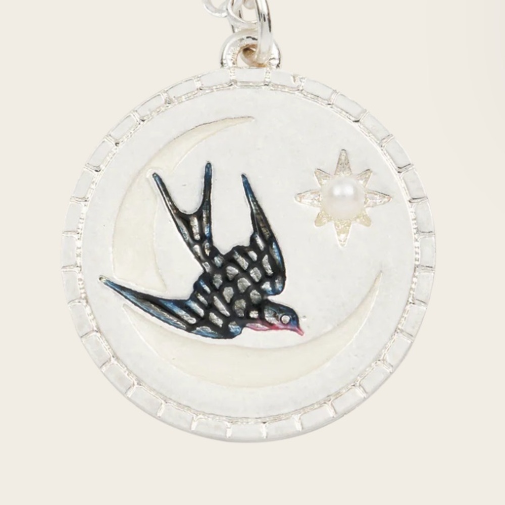 NWT Silver Swallow Spirit Guide Pendant Necklace